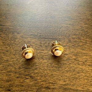 Elegant Gold Pearl Stud Earrings